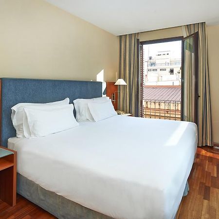 Kimpton Vividora Hotel By Ihg Barcelona Exterior foto A room at the hotel